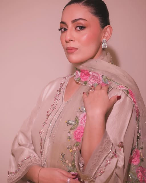 Lilac Handcrafted Cotton Net Suit with Organza Dupatta